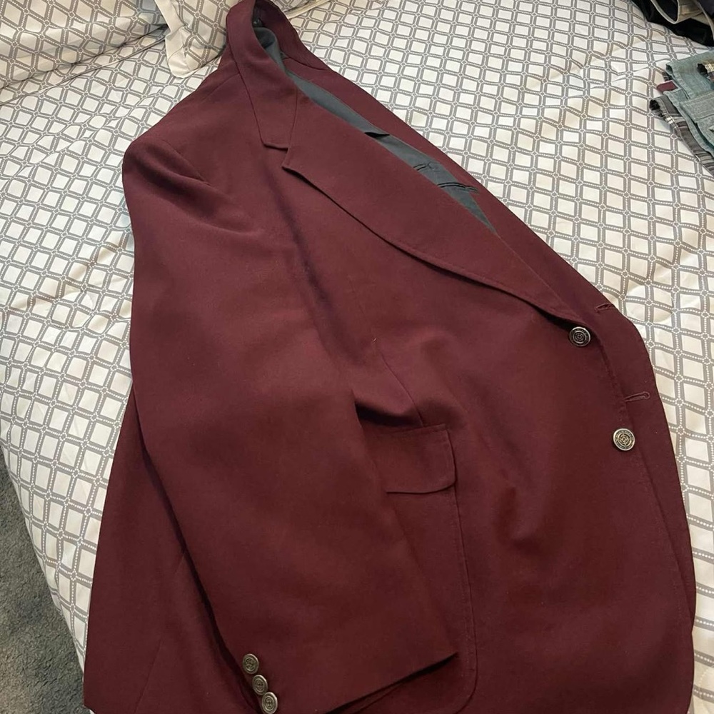 Men’s size 54R Burgundy suit coat